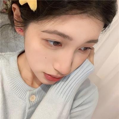 陪她一会儿